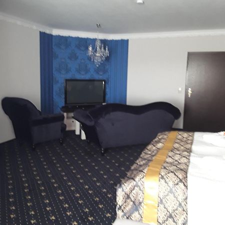 קלינק Mucha Ohg Hotel Sembziner Hof מראה חיצוני תמונה
